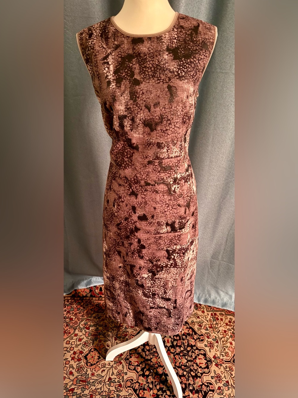 Lafayette 148 New York Mauve and Black Abstract Patterned Midi Sheath Dress - Picture 1 of 6